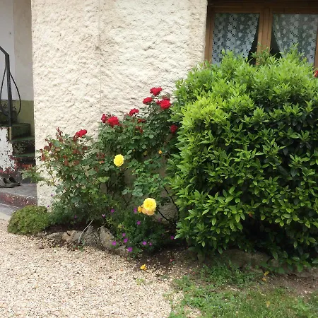 Au Temps Retrouve Villa Courcelles  Exterior photo